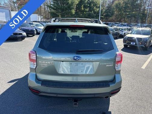 Jasmine Green Metallic 2017 Subaru Forester 2.5i Touring