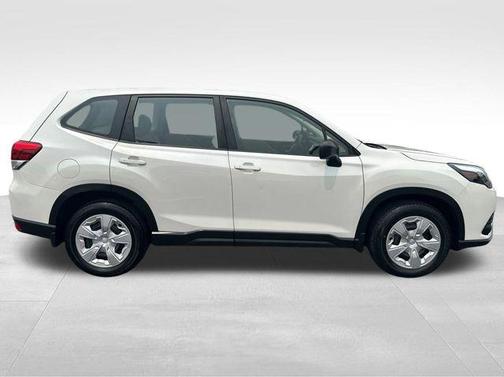 2022 Subaru Forester Base (CVT)