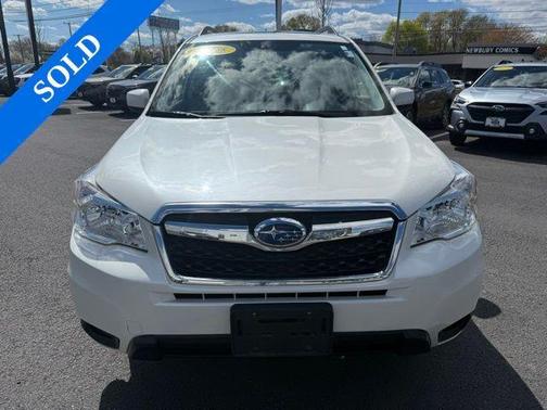 Satin White Pearl 2015 Subaru Forester 2.5i Premium