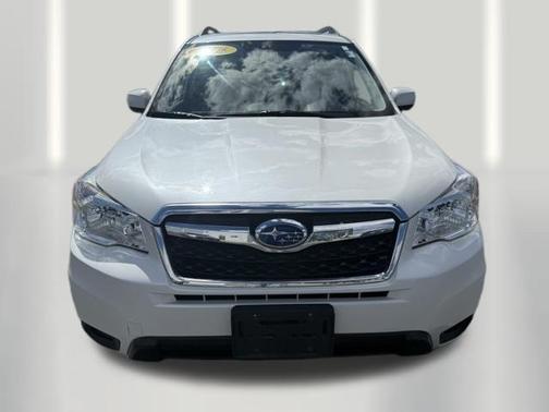 Satin White Pearl 2015 Subaru Forester 2.5i Premium