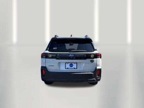 Crystal White Pearl 2026 Subaru Outback Wilderness