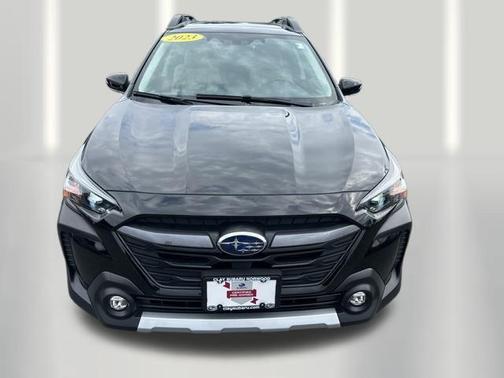 Crystal Black Silica 2023 Subaru Outback Limited