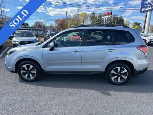 Ice Silver Metallic 2018 Subaru Forester 2.5i Limited