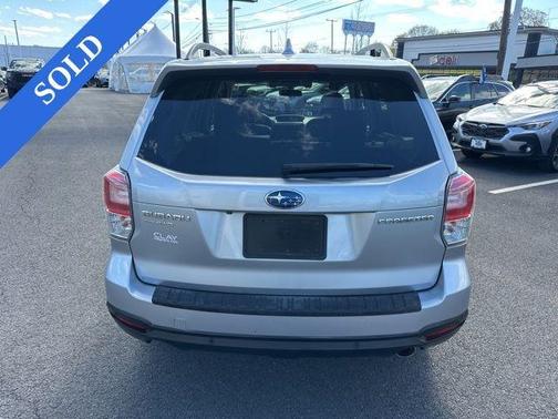Ice Silver Metallic 2018 Subaru Forester 2.5i Limited