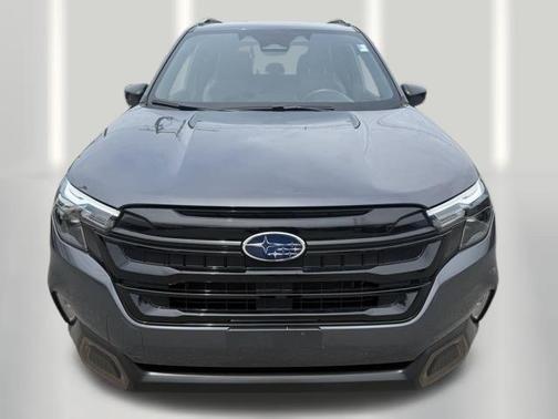 Magnetite Gray Metallic 2025 Subaru Forester Sport