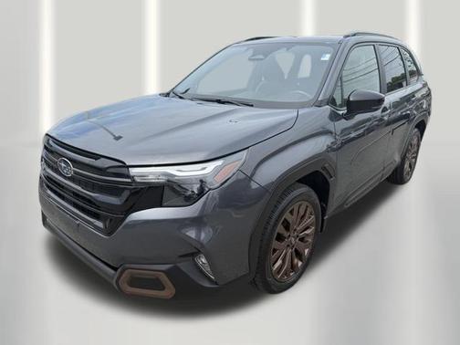 Magnetite Gray Metallic 2025 Subaru Forester Sport