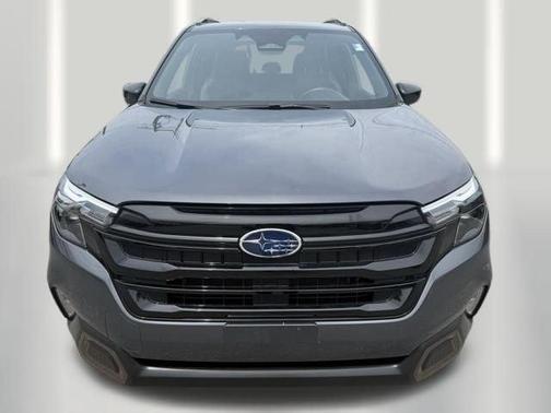 Magnetite Gray Metallic 2025 Subaru Forester Sport