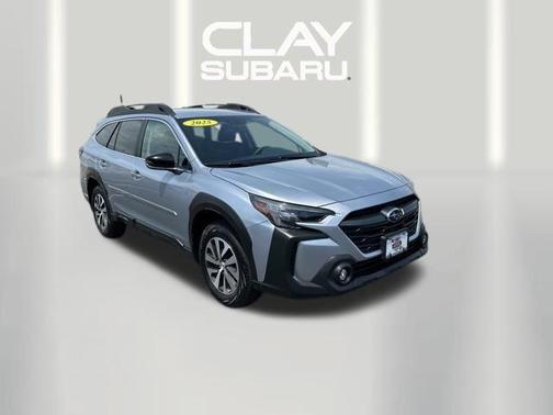 Ice Silver Metallic 2025 Subaru Outback Premium