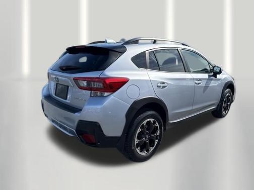 Ice Silver Metallic 2021 Subaru Crosstrek Premium