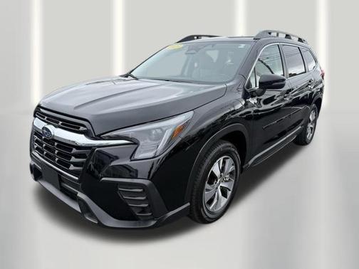 Crystal Black Silica 2023 Subaru Ascent Premium 8-Passenger