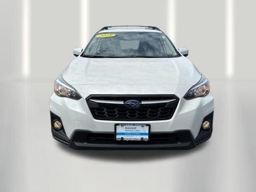 Crystal White Pearl 2018 Subaru Crosstrek 2.0i Premium