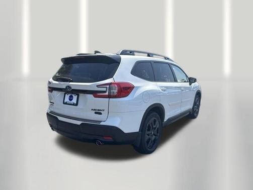 Crystal White Pearl 2026 Subaru Ascent Onyx Edition Touring