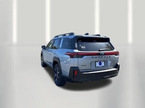 Ice Silver 2026 Subaru Outback Touring XT