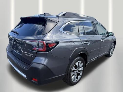 Magnetite Gray Metallic 2023 Subaru Outback Touring XT