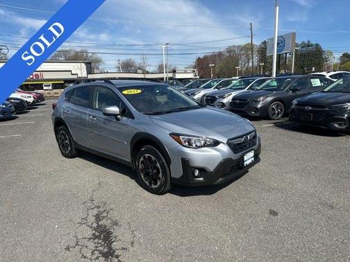 Ice Silver Metallic 2022 Subaru Crosstrek Premium