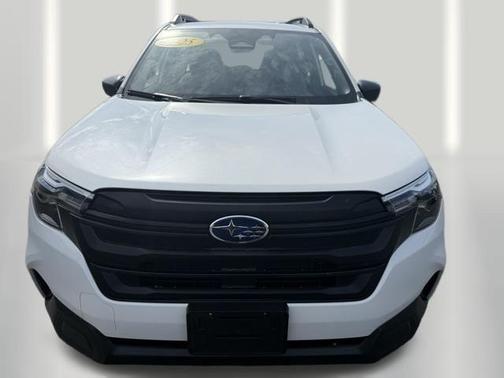 Crystal White Pearl 2025 Subaru Forester