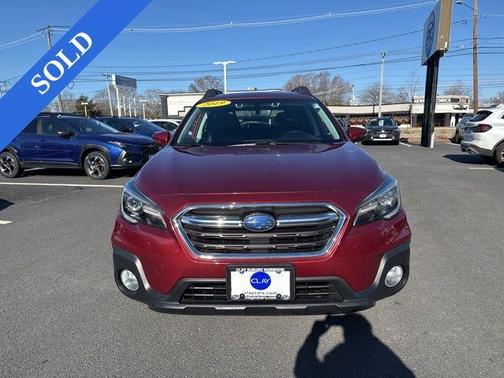 Crimson Red Pearl 2019 Subaru Outback 2.5i Limited