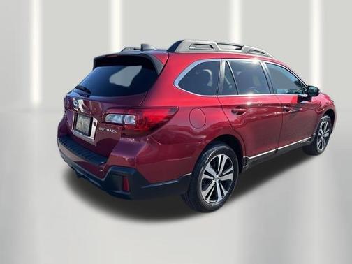Crimson Red Pearl 2019 Subaru Outback 2.5i Limited