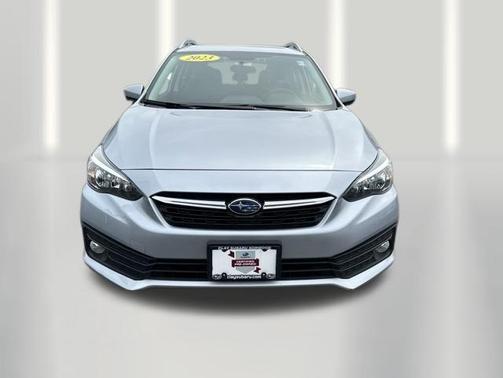 Ice Silver Metallic 2023 Subaru Impreza Premium
