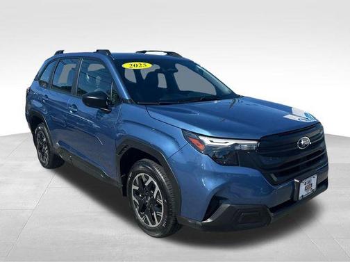 2025 Subaru Forester Base