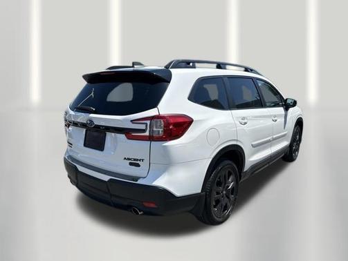 Crystal White Pearl 2026 Subaru Ascent Onyx Edition Touring