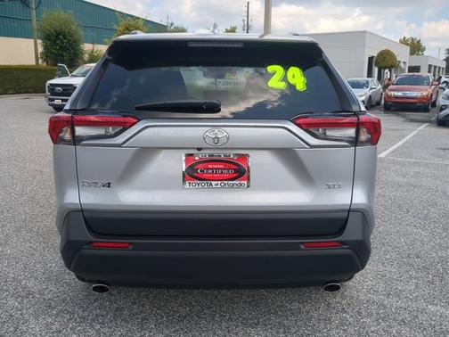 2024 Toyota RAV4 XLE Premium