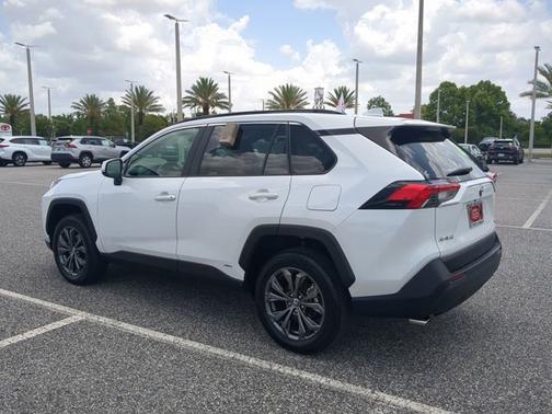 2023 Toyota RAV4 Hybrid XLE Premium