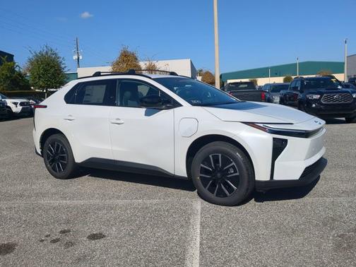 2026 Toyota bZ XLE Plus