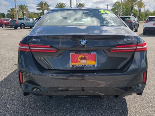 Dark Graphite Metallic 2024 BMW 540 540i xDrive