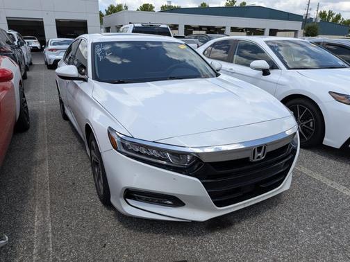 Platinum White Pearl 2020 Honda Accord EX 1.5T