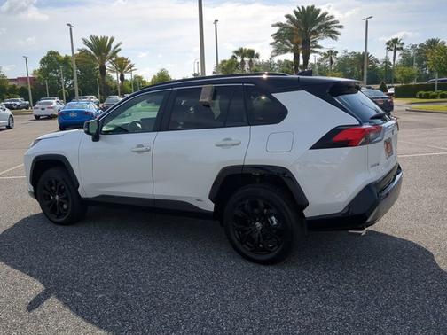 2023 Toyota RAV4 Hybrid XSE