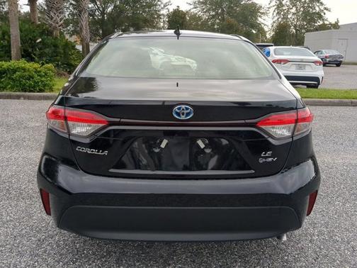2025 Toyota Corolla Hybrid LE
