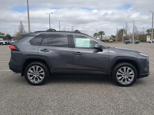 2024 Toyota RAV4 XLE Premium