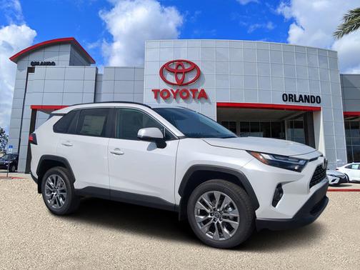 2025 Toyota RAV4 XLE Premium
