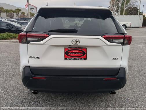 2023 Toyota RAV4 XLE