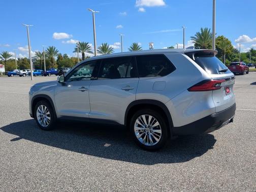 2024 Toyota Grand Highlander Platinum