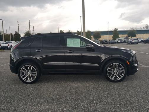 2022 Cadillac XT4 FWD Sport