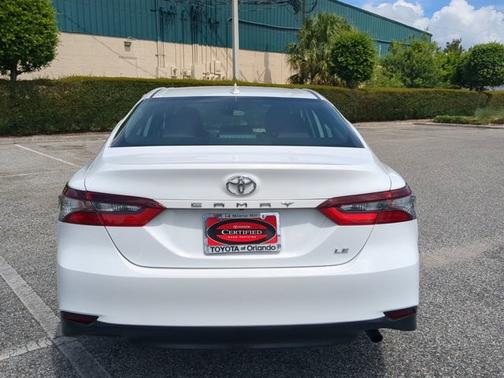 2022 Toyota Camry LE