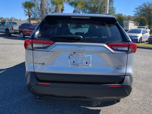 2025 Toyota RAV4 Hybrid LE