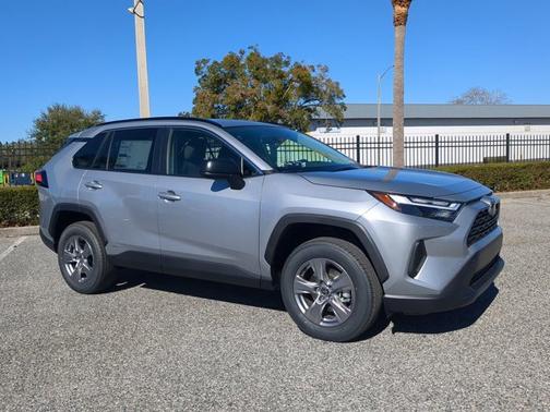 2025 Toyota RAV4 Hybrid LE