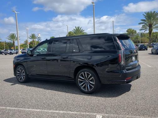 2022 Cadillac Escalade ESV Sport Platinum