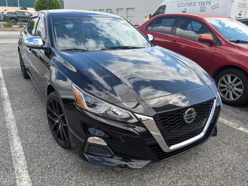 Super Black 2020 Nissan Altima 2.5 S