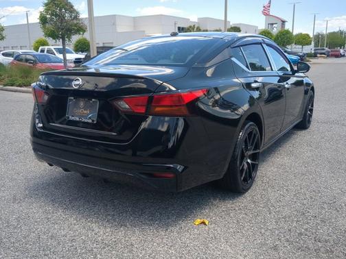 Super Black 2020 Nissan Altima 2.5 S