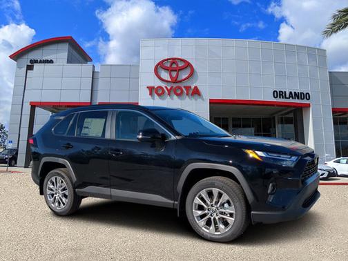 2025 Toyota RAV4 XLE Premium