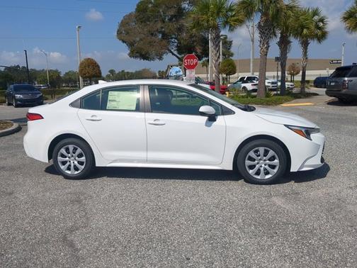 2025 Toyota Corolla Hybrid LE