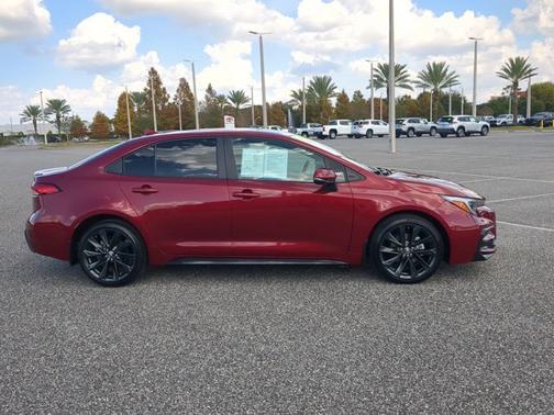 2025 Toyota Corolla SE