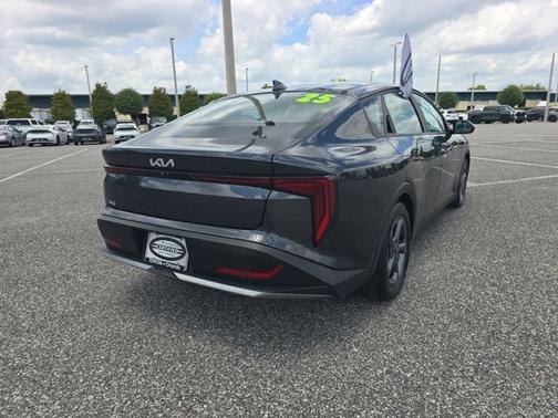 Interstellar Gray 2025 Kia K4 LXS