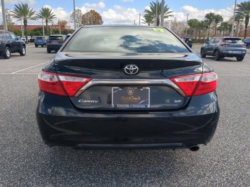 2017 Toyota Camry SE