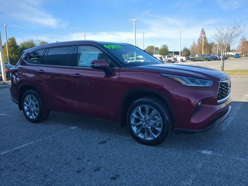 2024 Toyota Highlander Hybrid Limited