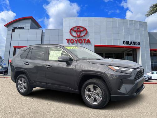 2025 Toyota RAV4 Hybrid XLE